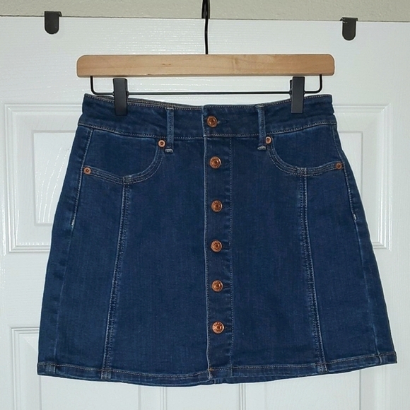 American Eagle Outfitters Dresses & Skirts - American Eagle Hi-Rise A-Line Denim Skirt Size 4